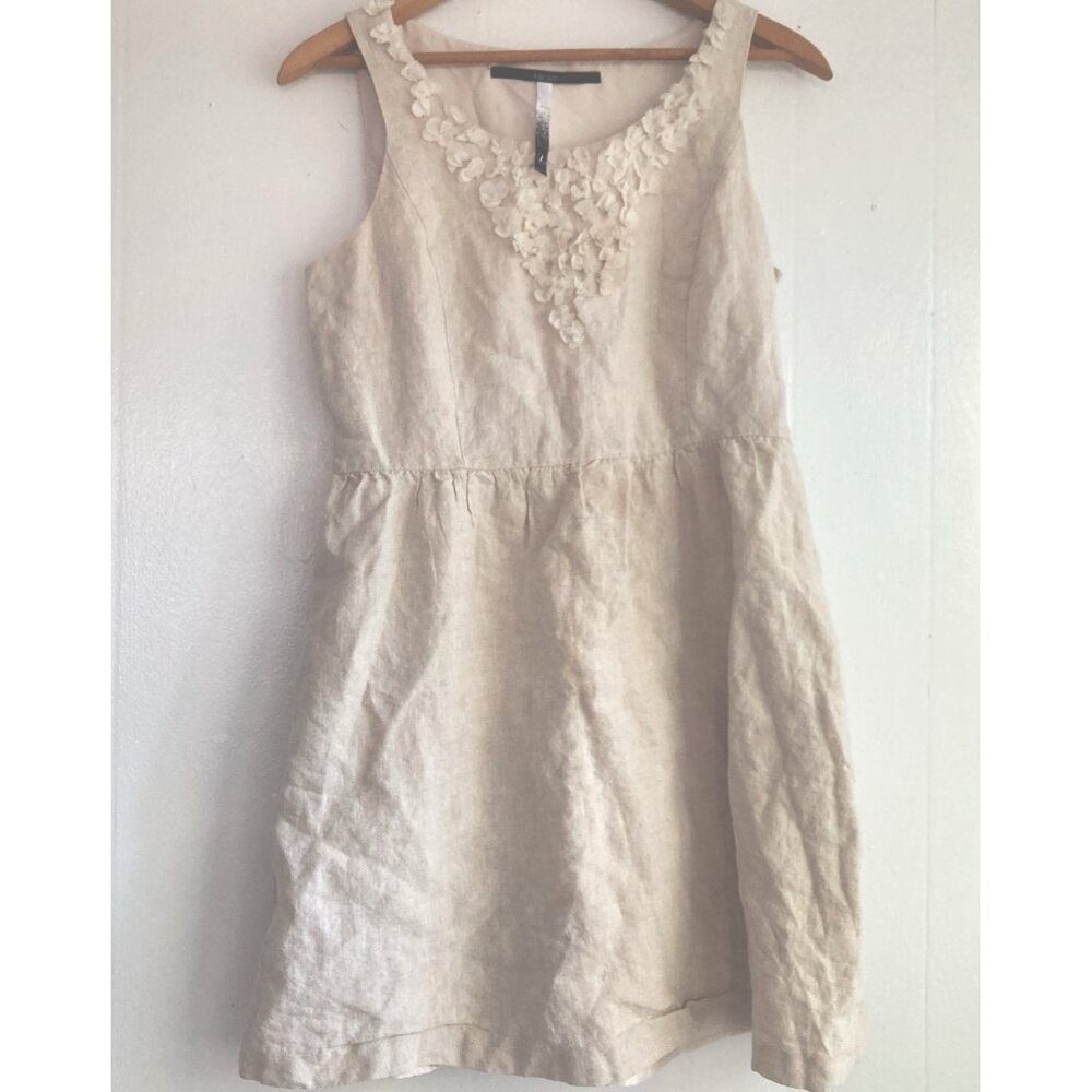 Kensie Linen Mini Dress in Natural Cream with Floral Appliqué